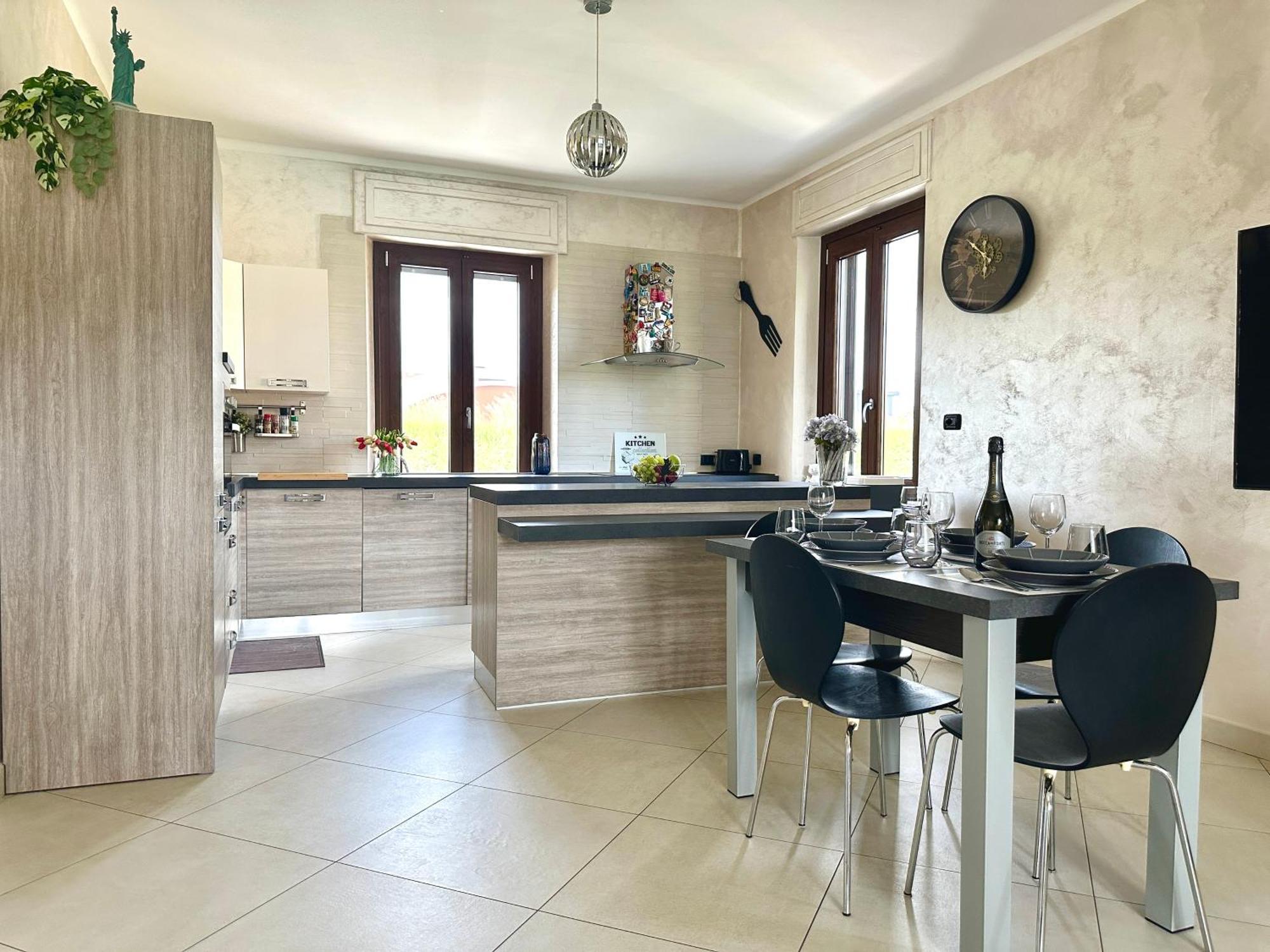 Appartamento In Villa Con Piscina Privata E Jacuzzi Ad Uso Esclusivo Rivarolo Canavese Eksteriør bilde