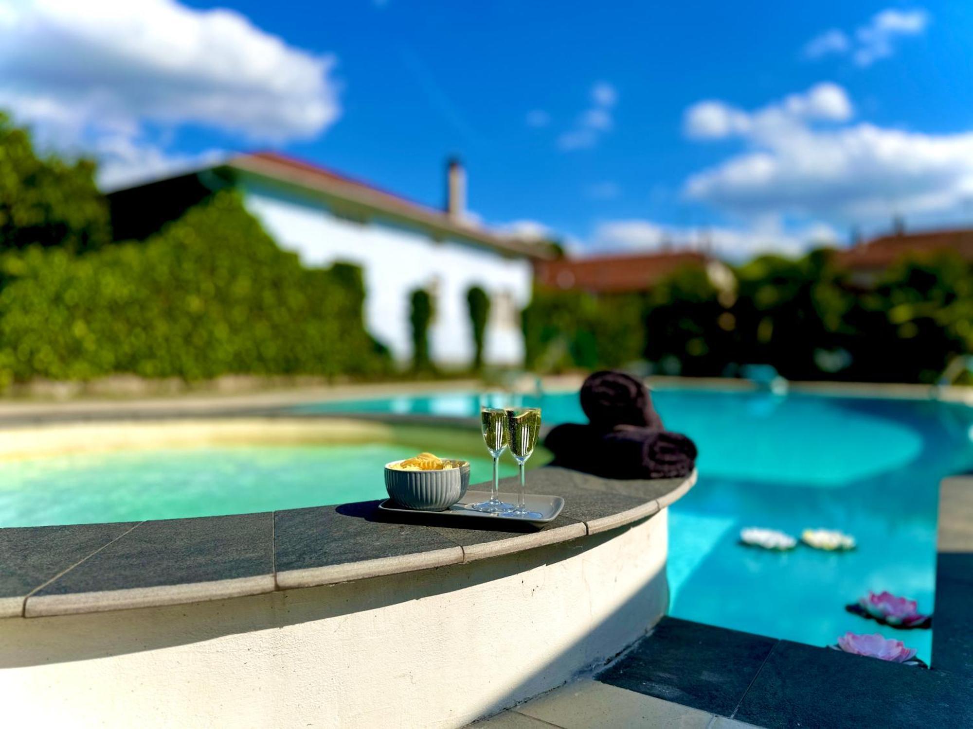 Appartamento In Villa Con Piscina Privata E Jacuzzi Ad Uso Esclusivo Rivarolo Canavese Eksteriør bilde