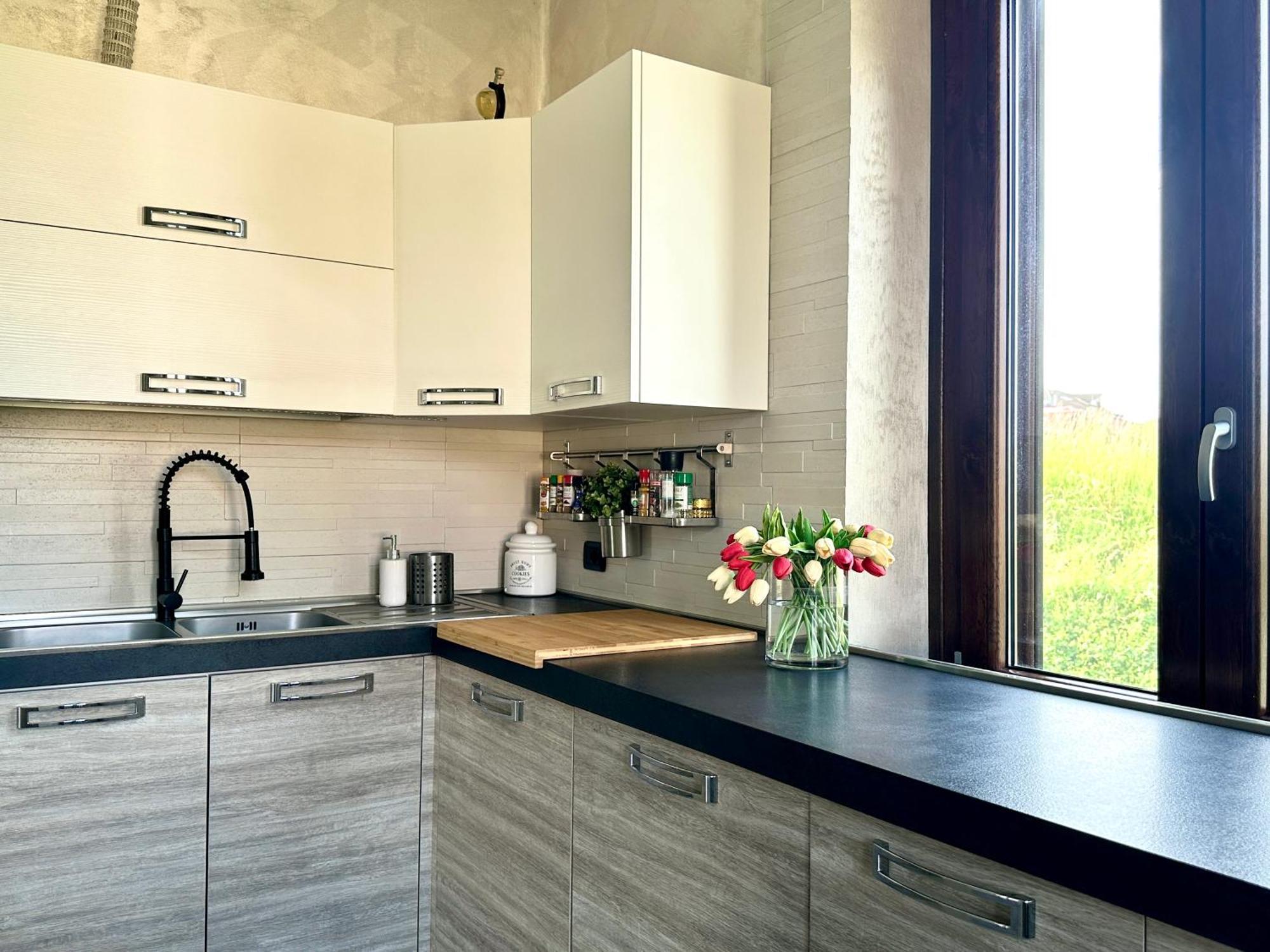 Appartamento In Villa Con Piscina Privata E Jacuzzi Ad Uso Esclusivo Rivarolo Canavese Eksteriør bilde